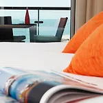 מלון Royal - Luxury Hotel, Residence, & 4*