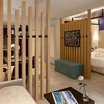 Royal - Luxury Hotel, Residence, & 4* אנטיב