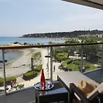 מלון Royal - Luxury Hotel, Residence, & אנטיב