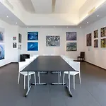 מלון Royal - Luxury Hotel, Residence, & 4*