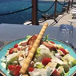 מלון Royal - Luxury Hotel, Residence, & 4*