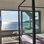 מלון Royal - Luxury Hotel, Residence, & אנטיב