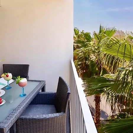 Royal - Luxury Hotel, Residence, & 4* Antibes