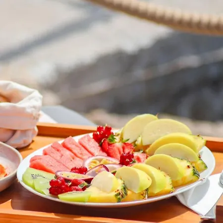 فندق رويال أنتيبز - لاكشري ريزيدنسز, بيتش&سبا أنتيب