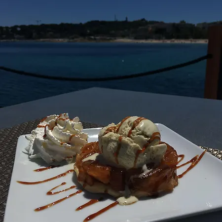 Royal - Luxury Hotel, Residence, & 4* Antibes