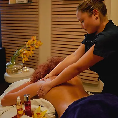 Royal - Luxury Hotel, Résidence, Beach&spa Hotel
