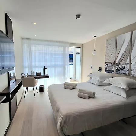 Royal - Luxury Hotel, Residence, &