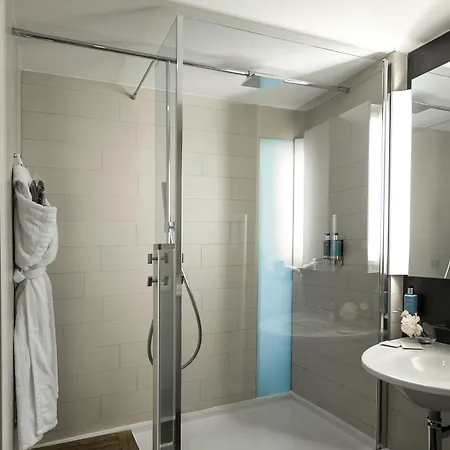 Royal - Luxury Hotel, Residence, & 4* אנטיב