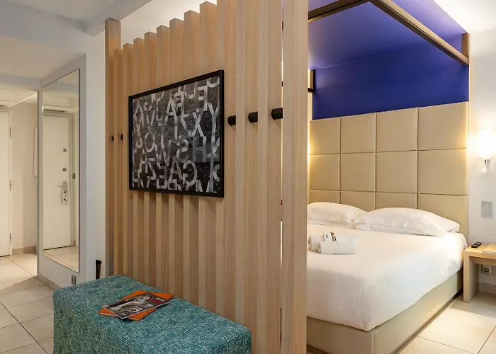 ホテル ロイヤル ラグジュアリー レジデンス ビーチ ＆ スパ 4*