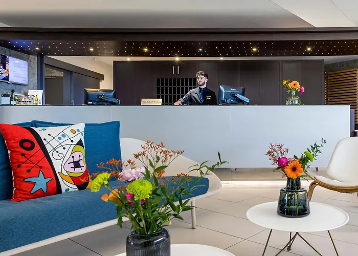 ホテル ロイヤル ラグジュアリー レジデンス ビーチ ＆ スパ アンティーブ