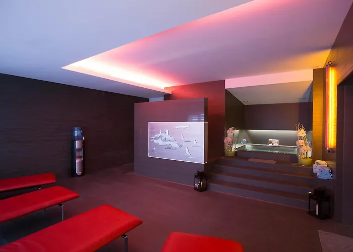 ロイヤル ラグジュアリー レジデンス ビーチ ＆ スパ ホテル アンティーブ