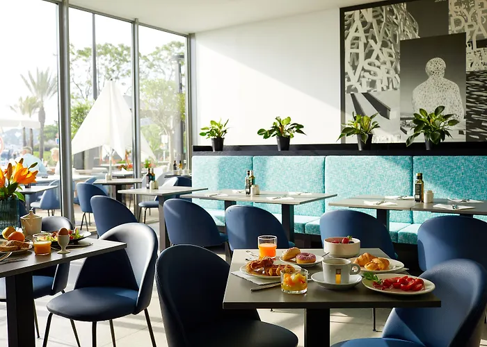 ロイヤル ラグジュアリー レジデンス ビーチ ＆ スパ ホテル アンティーブ