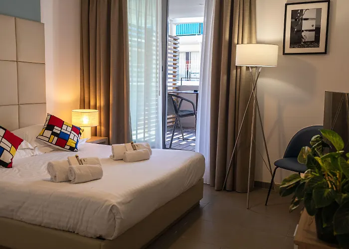 ホテル ロイヤル ラグジュアリー レジデンス ビーチ ＆ スパ