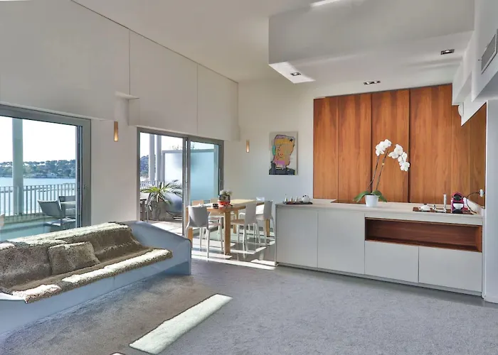 ホテル ロイヤル ラグジュアリー レジデンス ビーチ ＆ スパ